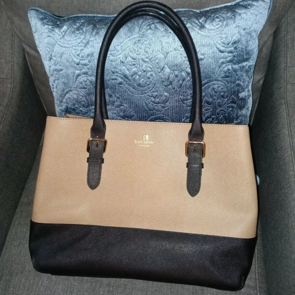Kate Spade ♠️ Tote: Cove St. - Picture 1 of 3